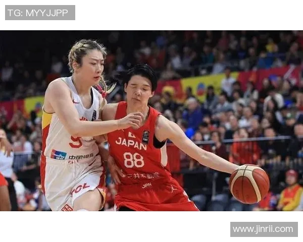 2015年U16女篮对阵日本队精彩回顾与赛后分析