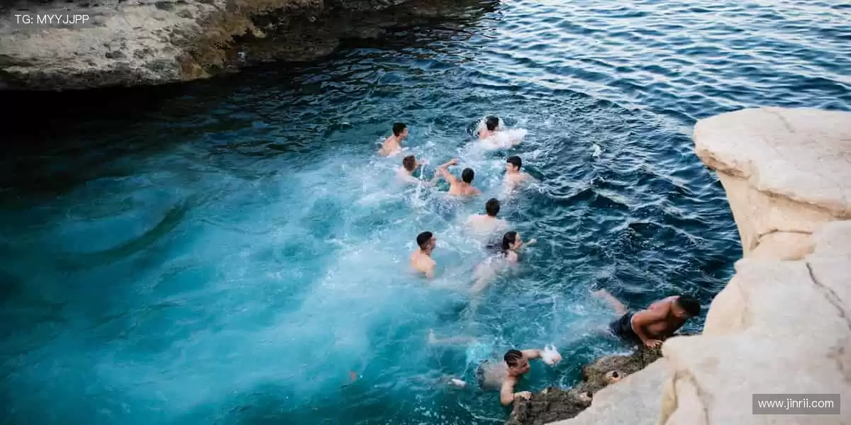 点燃热血时刻，每一场赛事都是心跳的较量！⚽️🔥